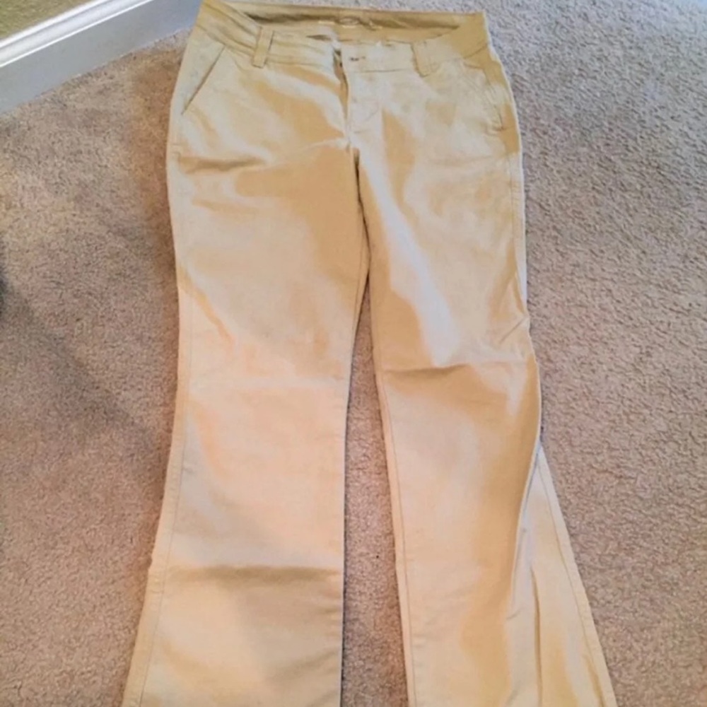 Ladies old navy boot cut khaki pants